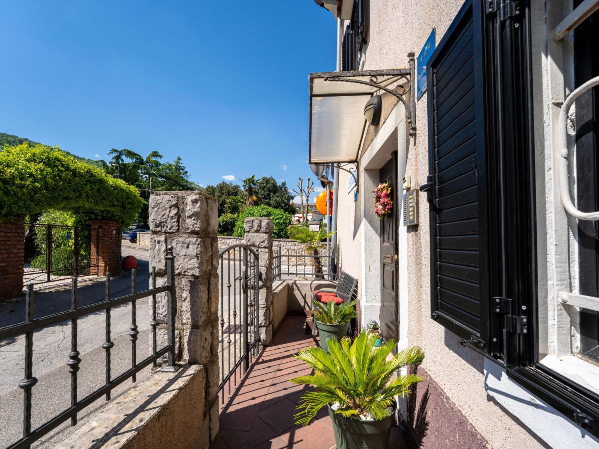 Apartment Lovrano-2 By Interhome Exterior photo